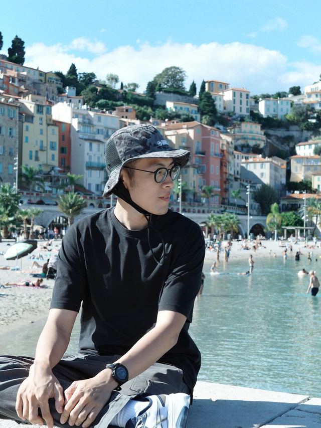 Kerry 在蔚藍海岸